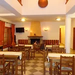 Hotel Faros 2*