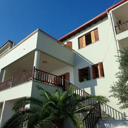 Faros Milopotamos (Thessaly)