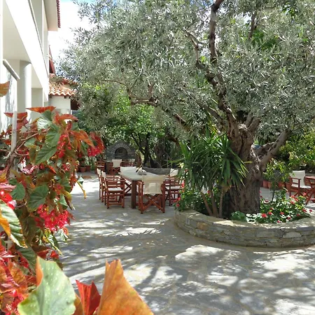 Hotel Faros